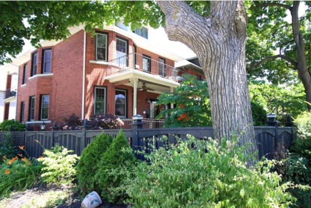 A Hidden Gem Bed And Breakfast Windsor Extérieur photo